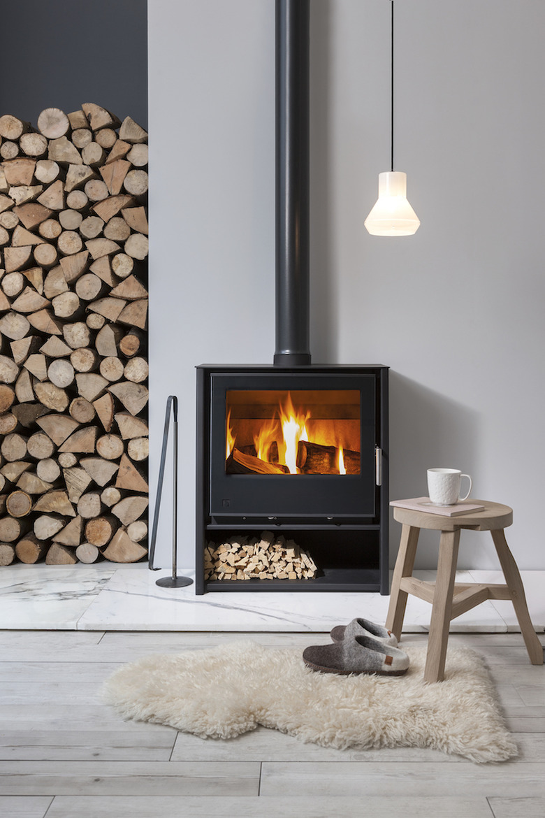 Cozy Scandinavian Fireplace Ideas: Embracing Hygge and Minimalism - Image 5