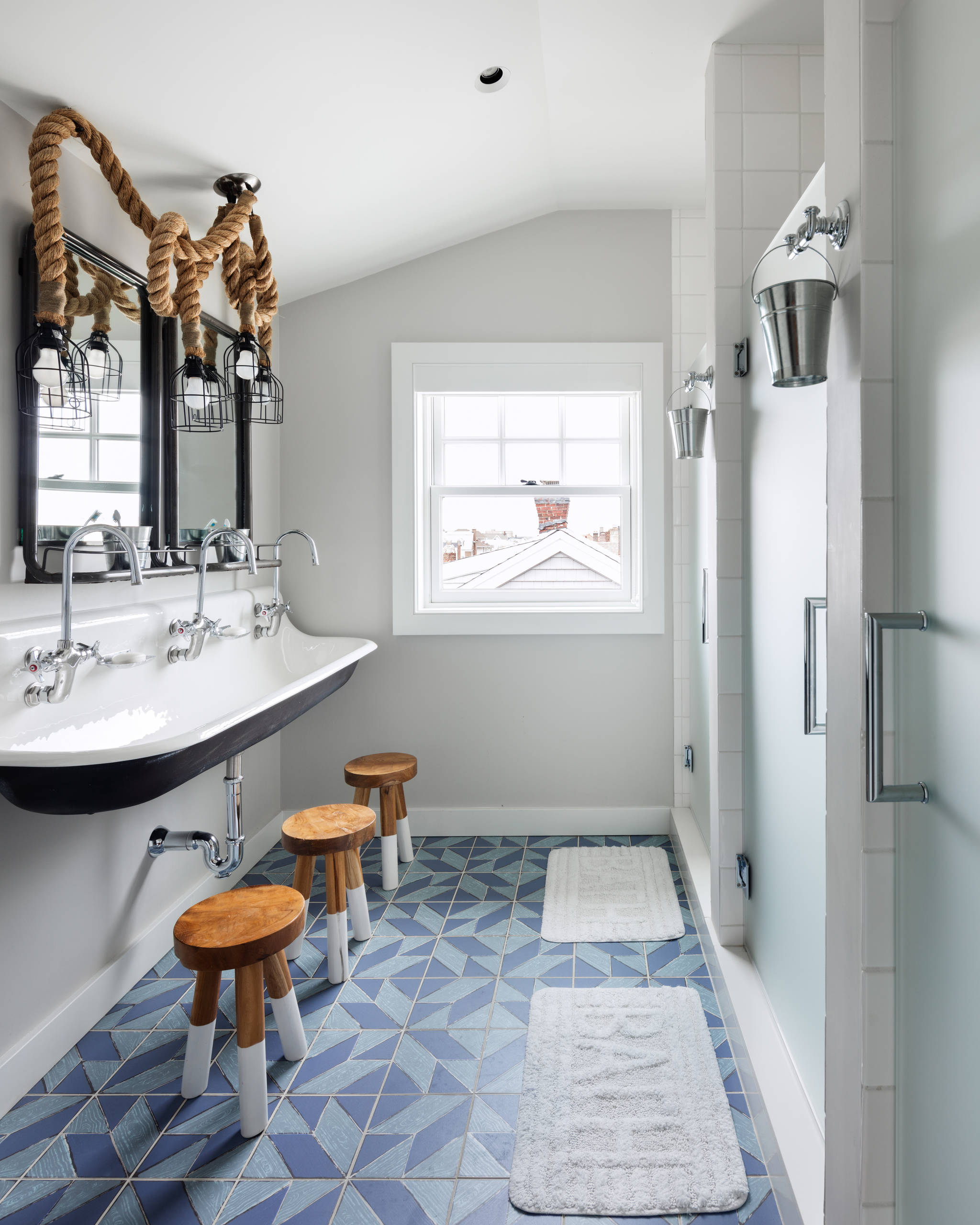 Creative Boy Bathroom Ideas: Design a Fun and Functional Space - Image 4