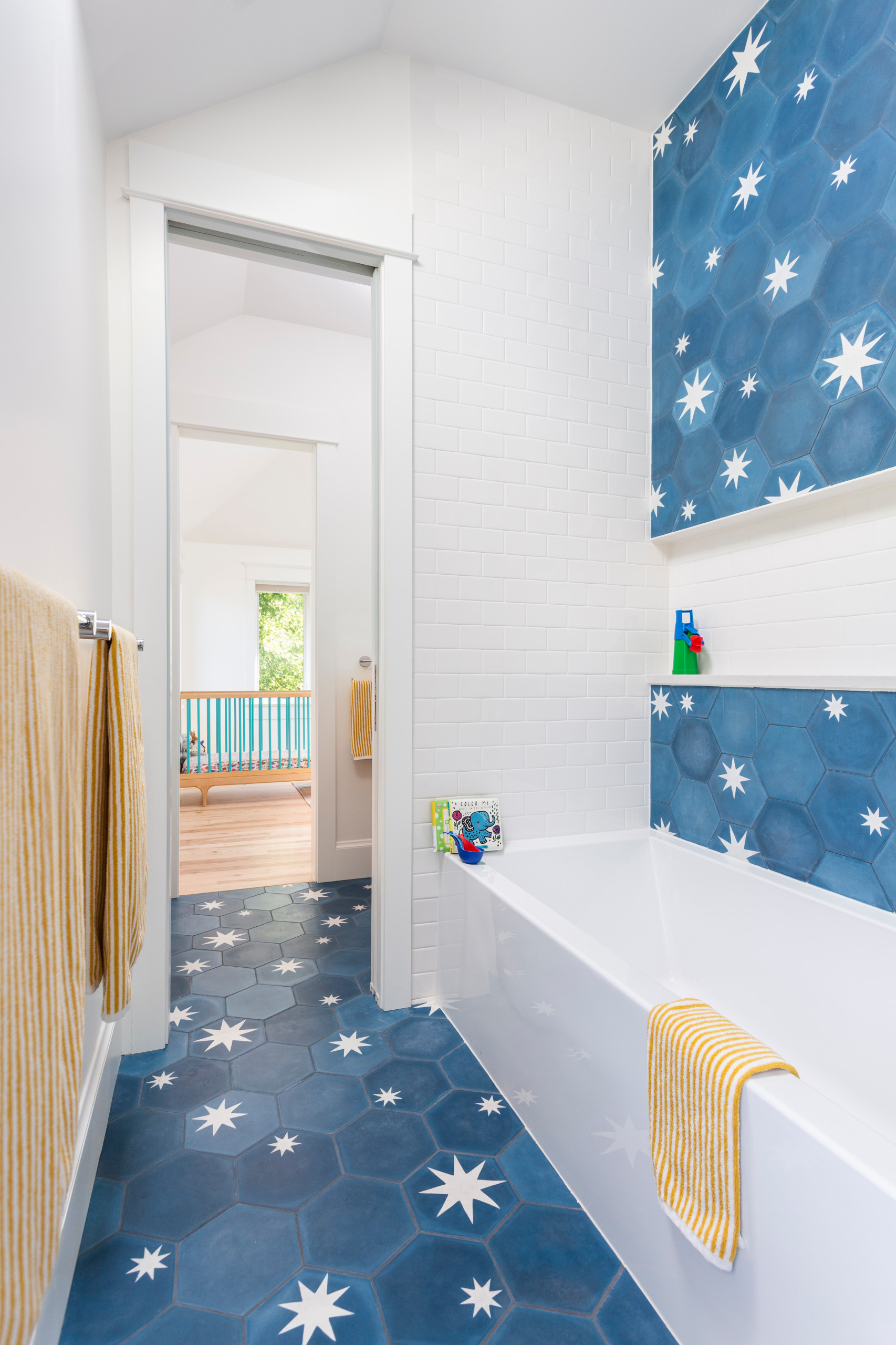 Creative Boy Bathroom Ideas: Design a Fun and Functional Space - Image 5